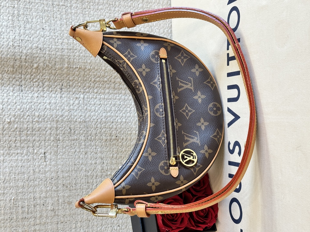 100% Original Louis Vuitton Loop Monogram M081098 Preloved Designer